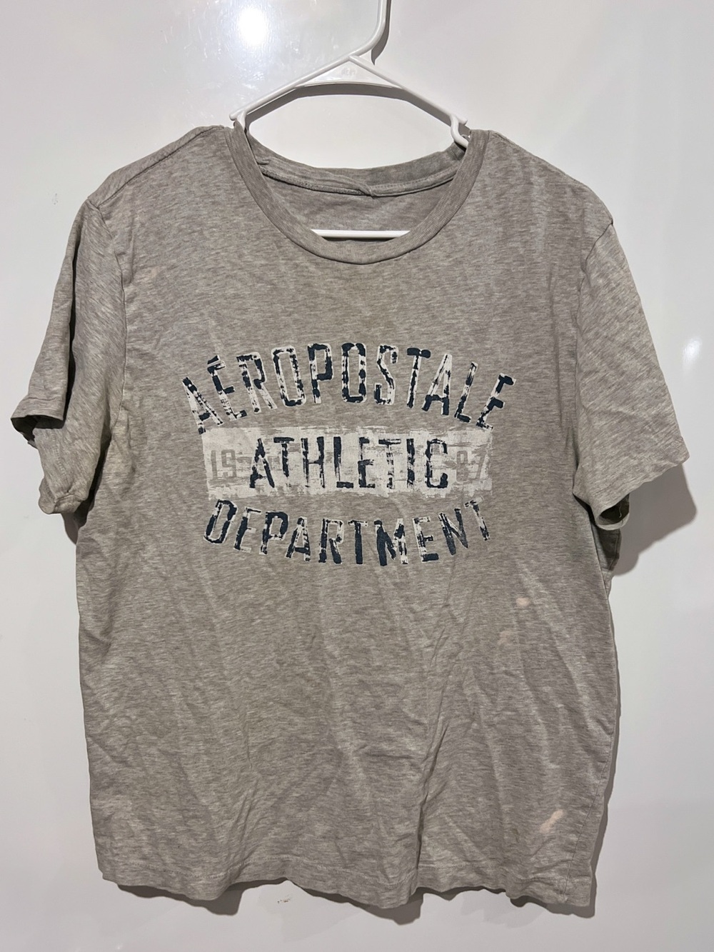 Aeropostale Gray Graphic Tee Athletic Department Distressed Shirt Adult XL